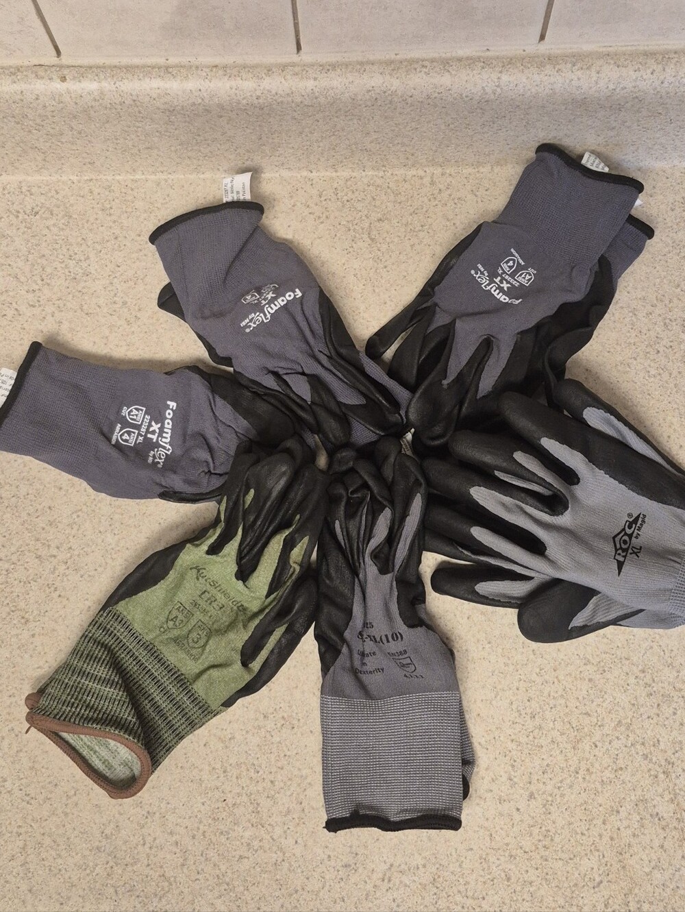 Lot Of 6 Various Brands Roc Men's Work Gloves - Gray